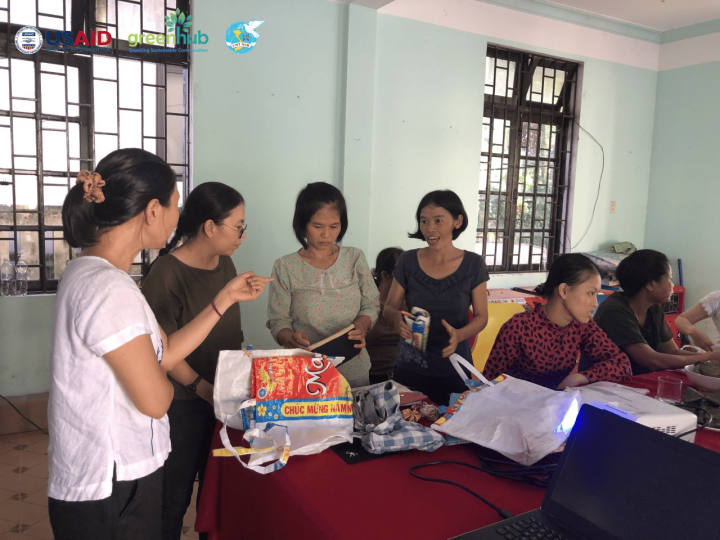 Cửa tiệm Hạnh phúc - Nơi kết nối tình yêu cho người khuyết tật